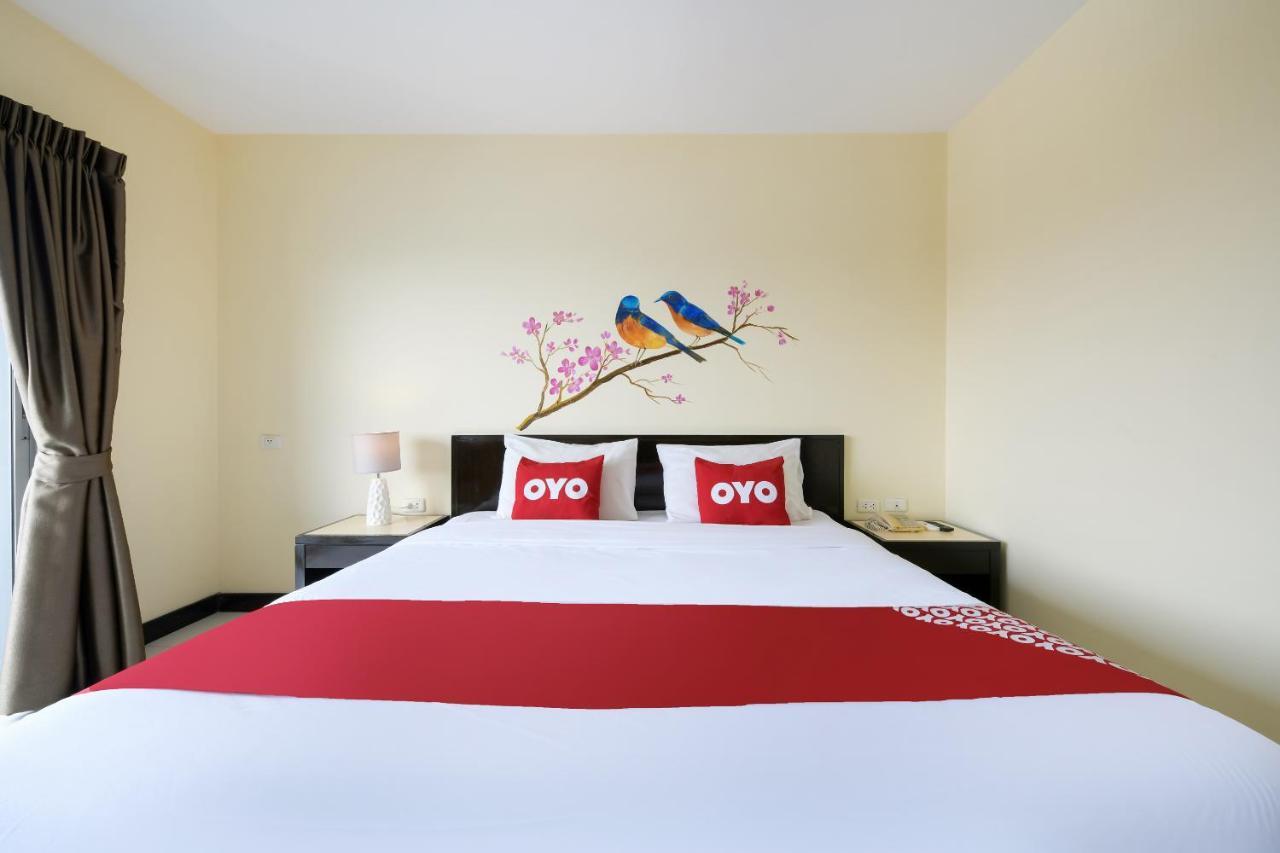 Oyo 463 Tycoon Place Hotel Pattaya Bagian luar foto