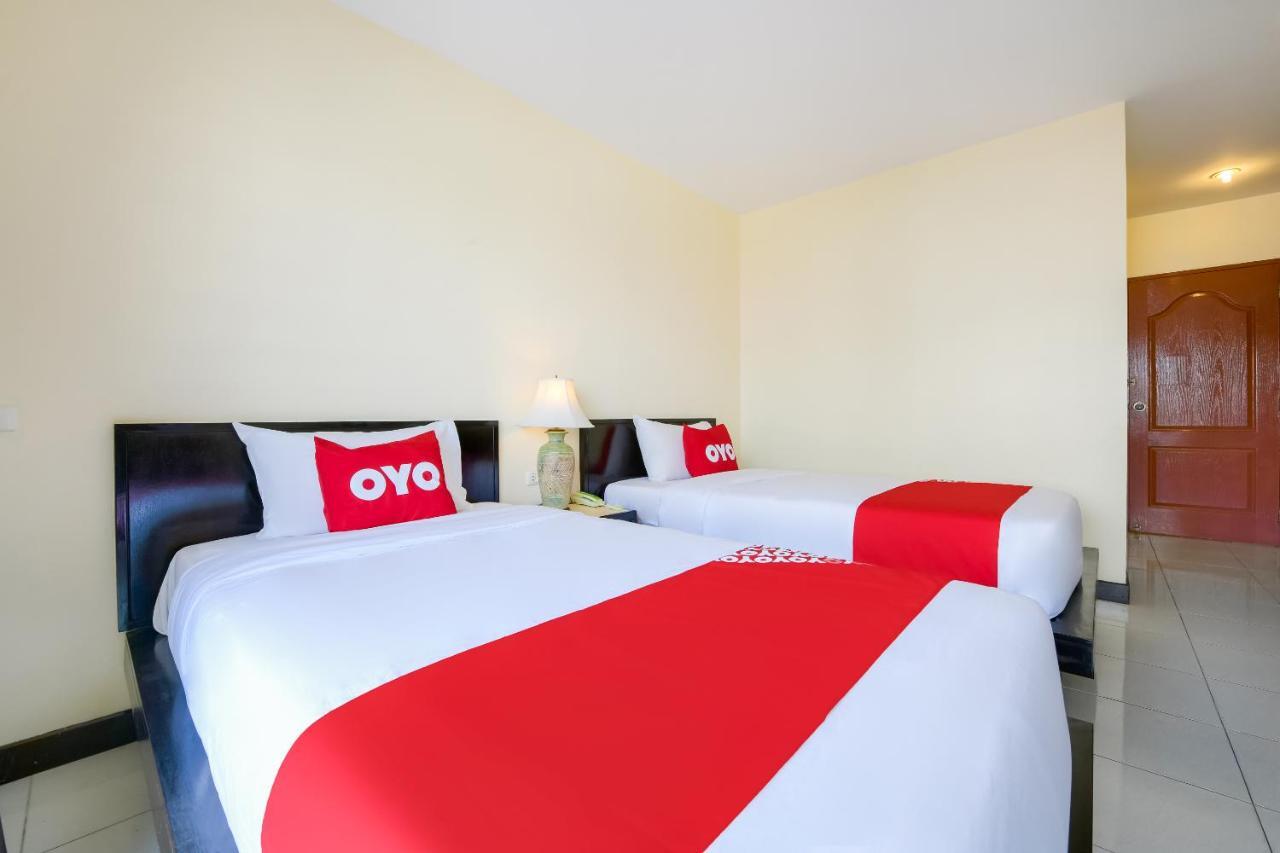 Oyo 463 Tycoon Place Hotel Pattaya Bagian luar foto